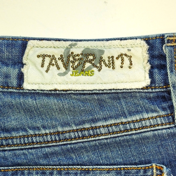 Taverniti So Kate Distressed Shorts - Picture 10 of 11
